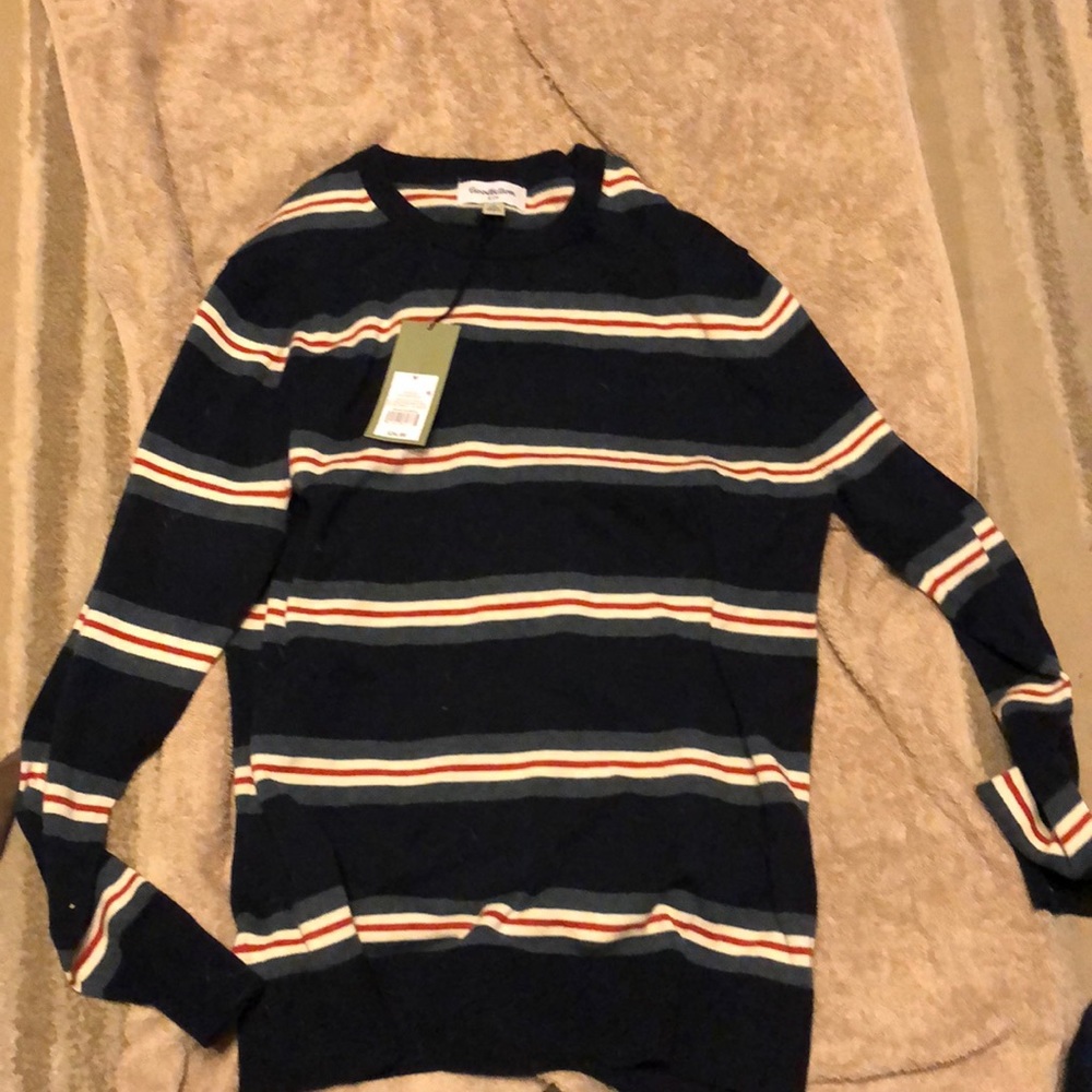 Men’s Medium Striped Shirt